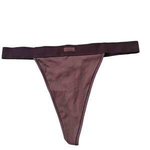 Women's SKIMS Ribbed Thong Panties 3x NWT Garnet